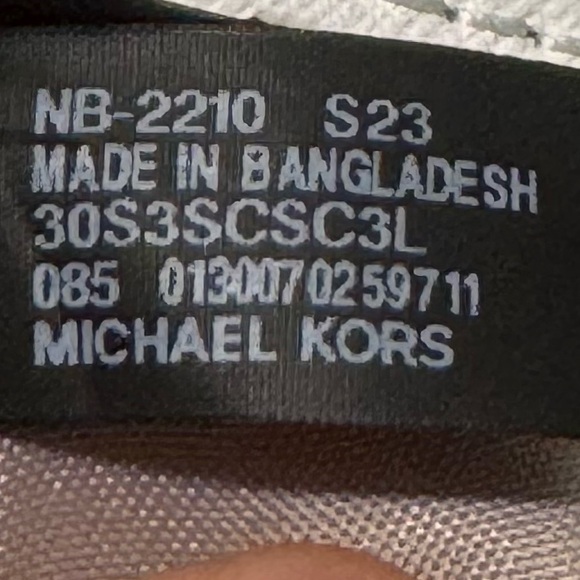 NWT Michael Kors Convertible Clutch Bag in Optic White & chain link strap - Picture 10 of 11